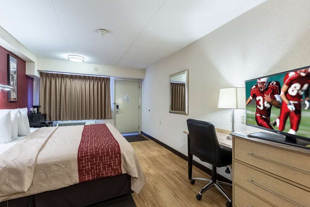 Red Roof Inn Detroit - Plymouth/Canton Room photo